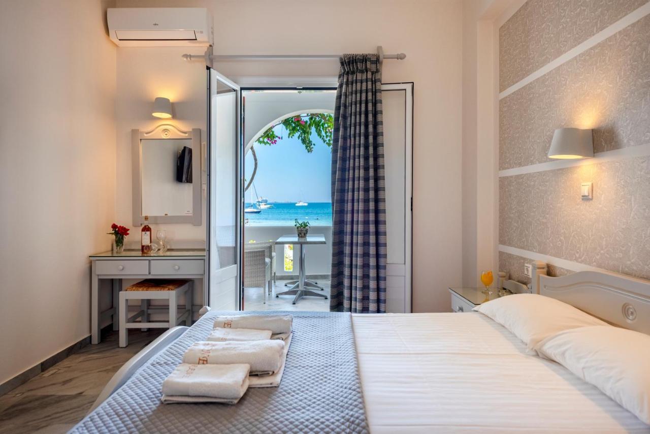 Irene Studios - Beachfront Парос Екстериор снимка